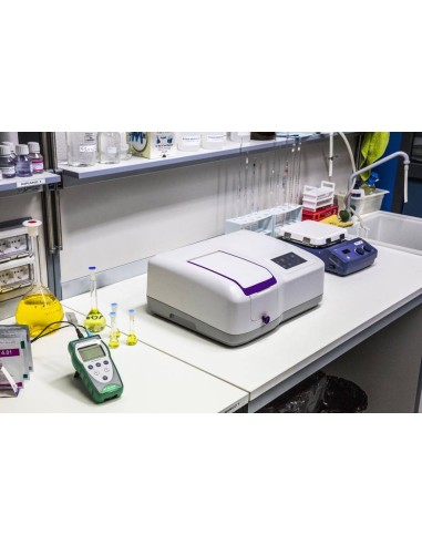 Spettrofotometro Onda UV-31 SCAN in laboratorio